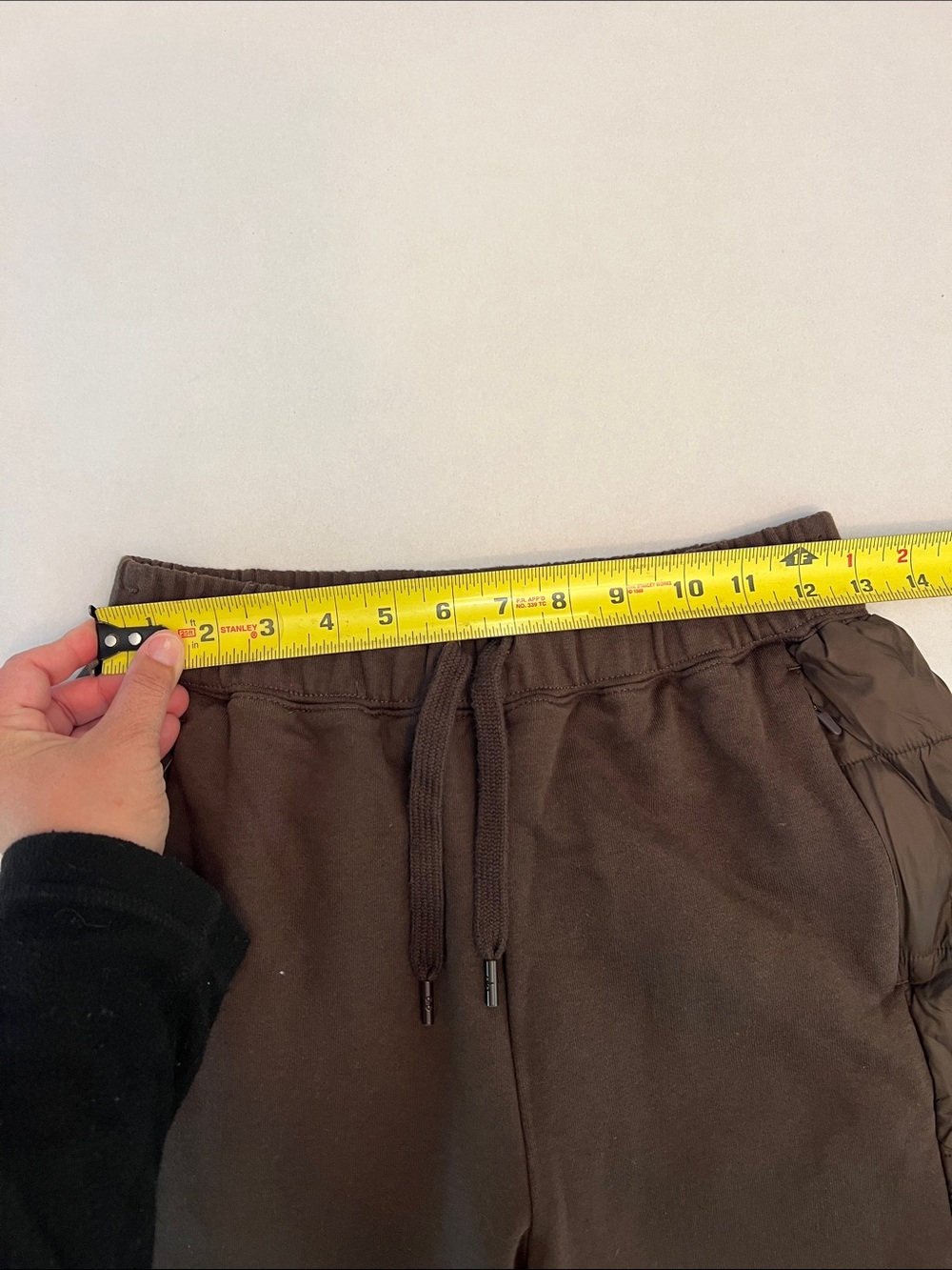 ALO YOGA ESPRESSO BROWN SWEATPANTS JOGGERS PUFFER SIDE PANEL SIZE XS - Picture 8 of 10